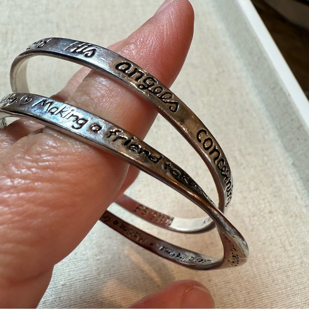 KMI VINTAGE Silver Engraved Bracelet Set